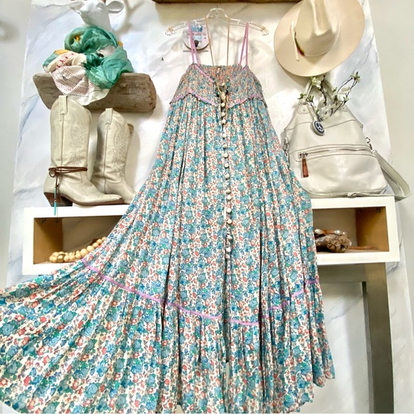 Free People Dresses & Skirts - Beautiful Free People Molly Jo Maxi Dress w shabby chic prairie vibe